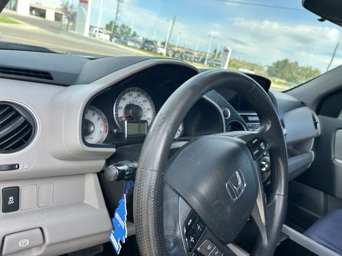 Used 2014 Honda Pilot EX image 11