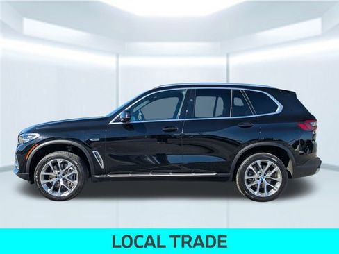 Used 2023 BMW X5 xDrive45e image 2