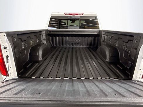 Used 2024 Chevrolet Silverado 1500 High Country w/ High Country Premium Package AWD/4WD image 20