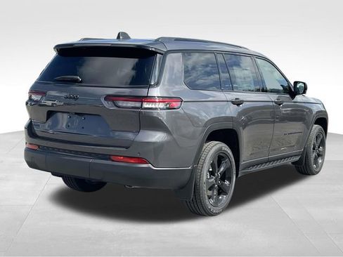 New 2025 Jeep Grand Cherokee L Altitude image 7