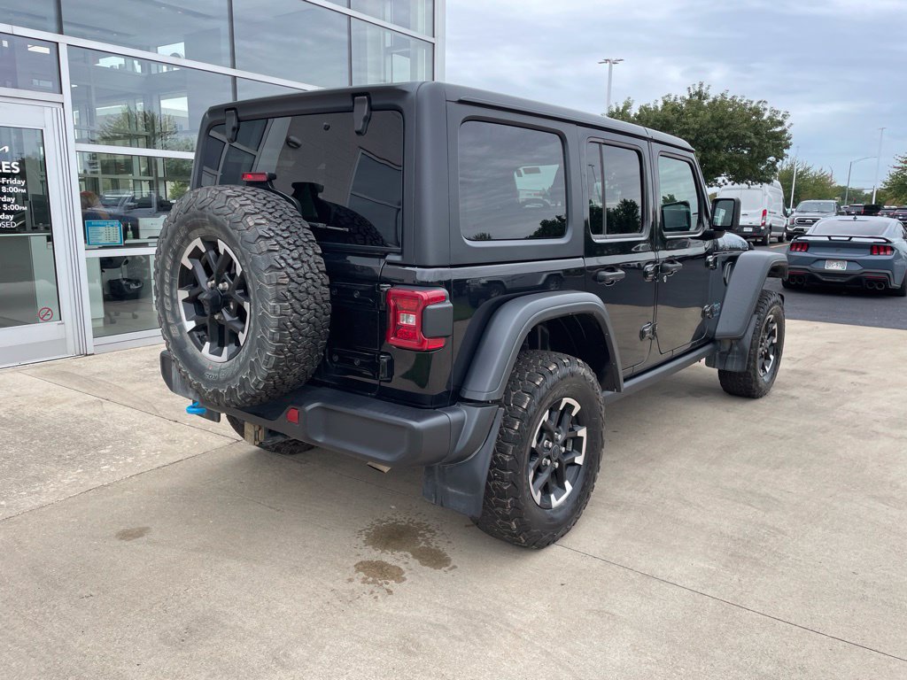 Used 2024 Jeep Wrangler Unlimited Rubicon 4xe w/ Technology Group AWD/4WD image 5