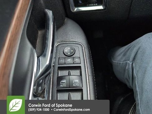 Used 2016 RAM 2500 Laramie w/ Sport Appearance Group image 12