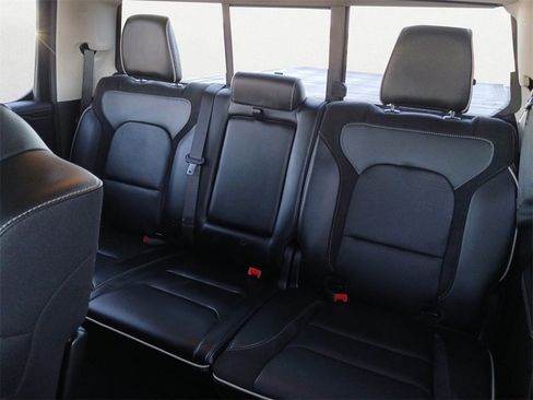 Used 2022 RAM 1500 Laramie image 9