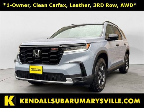 Used 2025 Honda Pilot TrailSport image 1