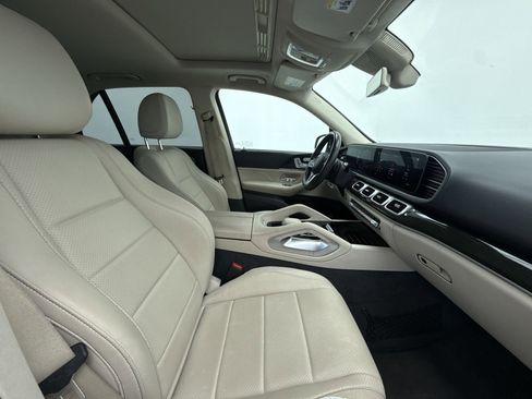 Used 2020 Mercedes-Benz GLE 350 4MATIC w/ Premium Package image 14