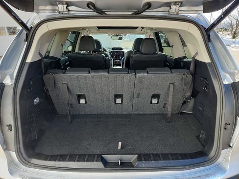 Used 2022 Subaru Ascent Limited w/ Technology Package image 28