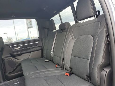 New 2026 RAM 1500 4x4 Crew Cab image 17