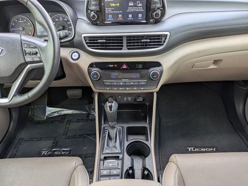 Used 2019 Hyundai Tucson Limited image 19