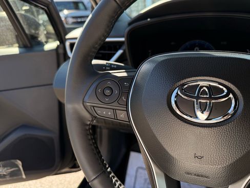 Used 2026 Toyota Corolla SE FWD image 40