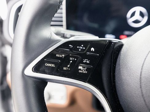 Certified 2026 Mercedes-Benz GLE 350 4MATIC image 11