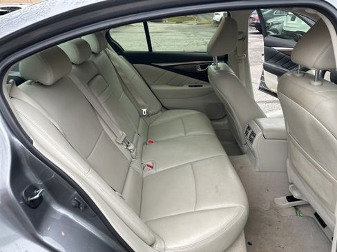 Used 2016 INFINITI Q50 3.0t Premium w/ Driver Assistance Package image 14