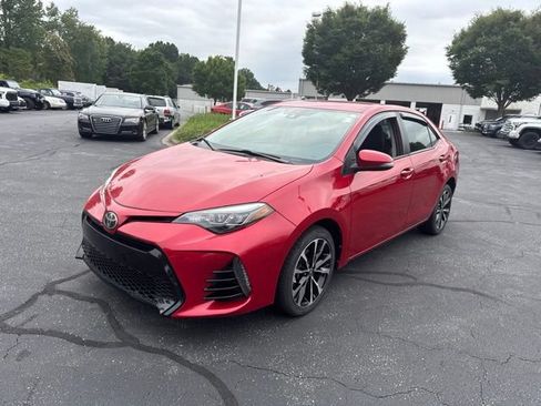 Used 2017 Toyota Corolla SE FWD image 9