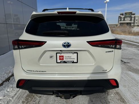 Used 2020 Toyota Highlander XLE image 41