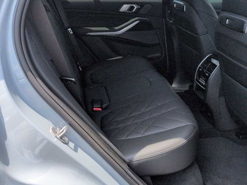 Used 2026 BMW X5 xDrive40i w/ M Sport Package AWD/4WD image 22