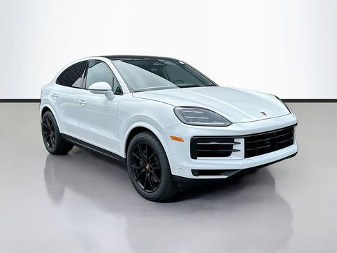 New 2026 Porsche Cayenne Coupe AWD/4WD image 7