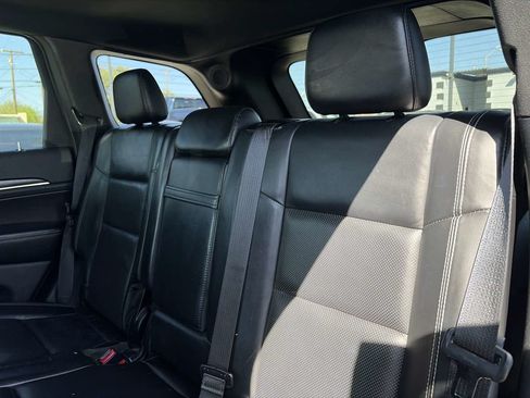 Used 2017 Jeep Grand Cherokee Limited w/ Luxury Group II RWD image 13