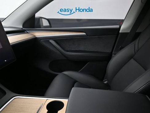 Used 2023 Tesla Model Y Long Range AWD/4WD image 12