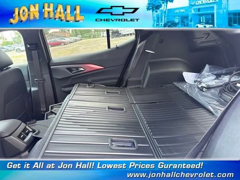 New 2025 Chevrolet Equinox EV RS image 24