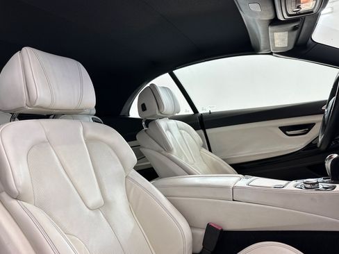 Used 2013 BMW M6 Convertible RWD image 23