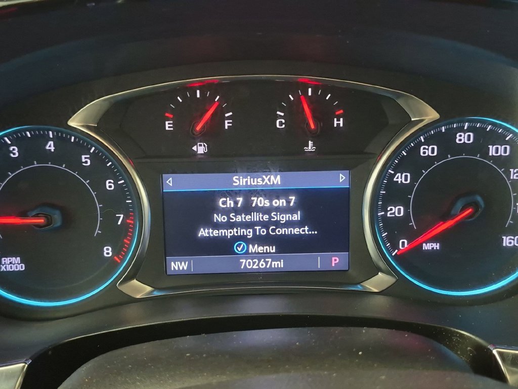 Used 2023 Chevrolet Traverse RS AWD/4WD image 21