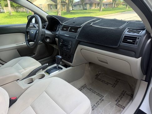 Used 2008 Ford Fusion S FWD image 15