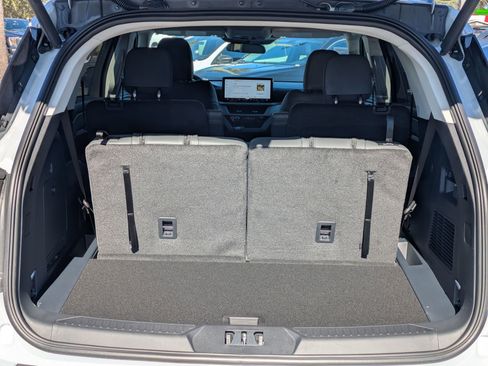 New 2026 Ford Explorer Active w/ Active Comfort Package image 15
