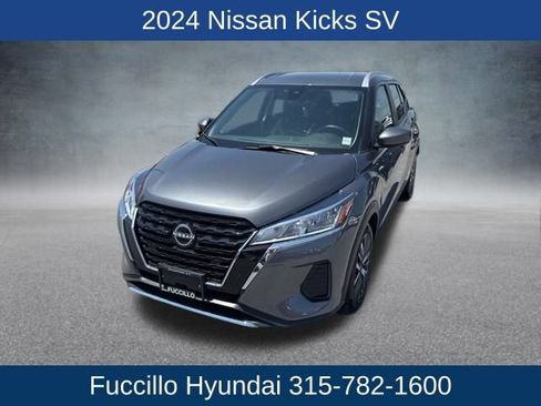 Used 2024 Nissan Kicks SV image 8