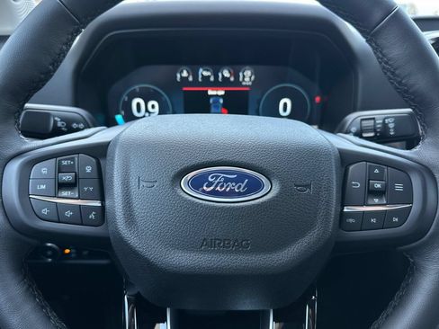 New 2026 Ford Ranger Lariat w/ Black Appearance Package AWD/4WD image 22