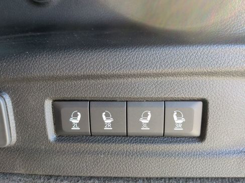 New 2025 Jeep Grand Cherokee L Overland w/ Advanced Protech Group III image 17