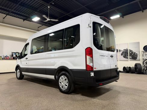 Used 2022 Ford Transit 350 XLT RWD image 12