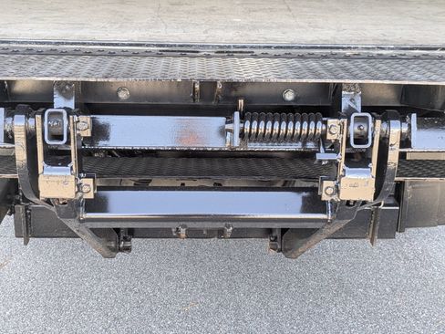 Certified 2024 Ford E-450 and Econoline 450 Super Duty w/ Power Windows & Locks Group RWD image 22