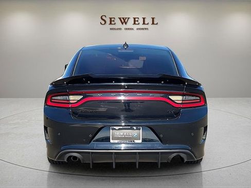 Used 2020 Dodge Charger R/T w/ Plus Group RWD image 4