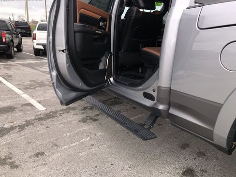 Used 2022 RAM 2500 Limited image 33