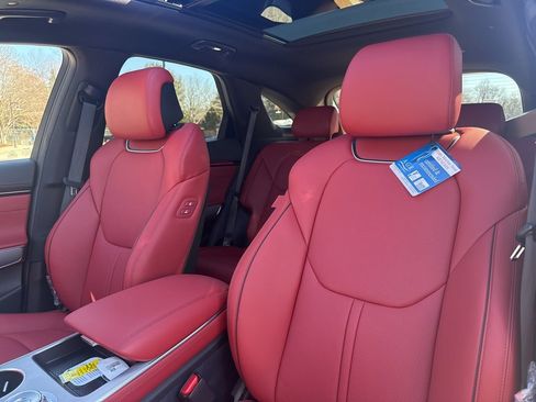 New 2026 Genesis GV70 3.5T Sport Advanced AWD/4WD image 14