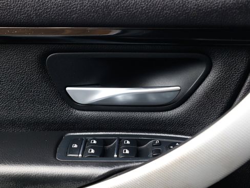 Used 2017 BMW 340i Sedan image 49