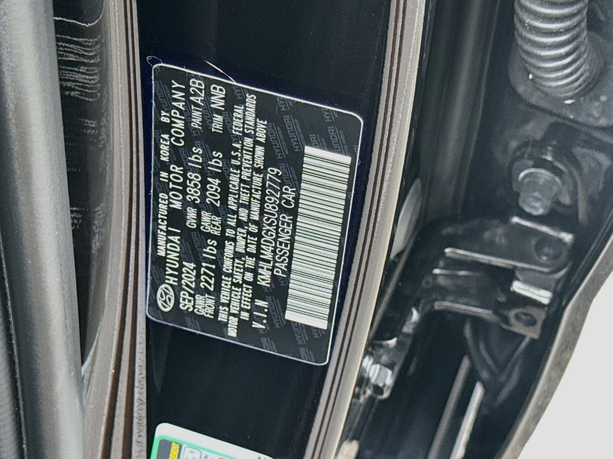 Used 2025 Hyundai Elantra Sport FWD image 34