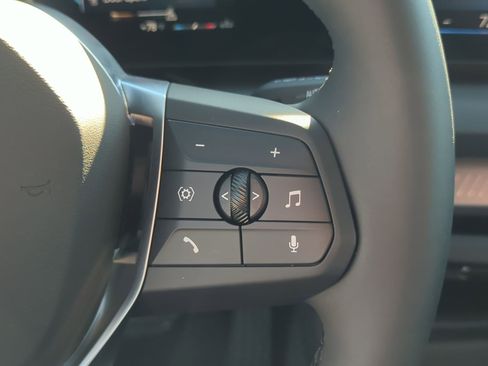 Used 2025 BMW 228i xDrive w/ Technology Package image 20