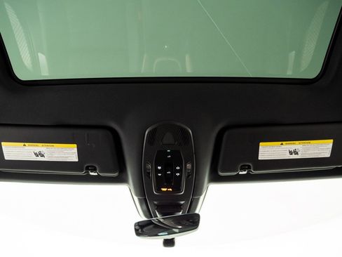 Certified 2024 Porsche Cayenne image 19