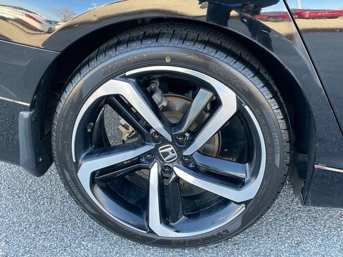 Used 2022 Honda Accord Sport image 11