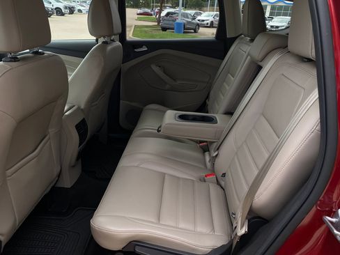 Used 2017 Ford Escape Titanium FWD image 29