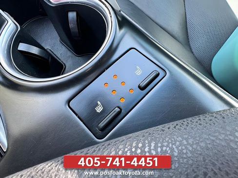Used 2019 Toyota Camry XSE FWD image 15
