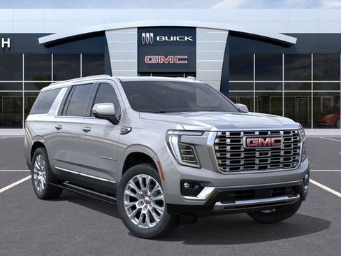 New 2026 GMC Yukon XL Denali w/ Denali Reserve Package AWD/4WD image 7