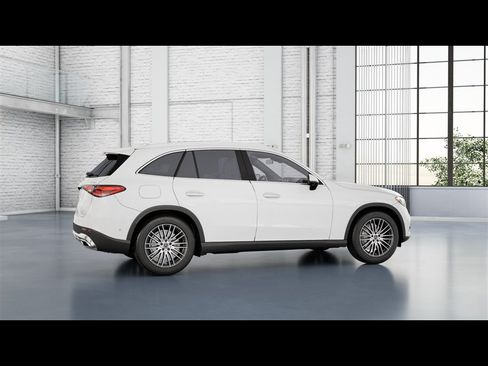 Certified 2026 Mercedes-Benz GLC 300 4MATIC image 13