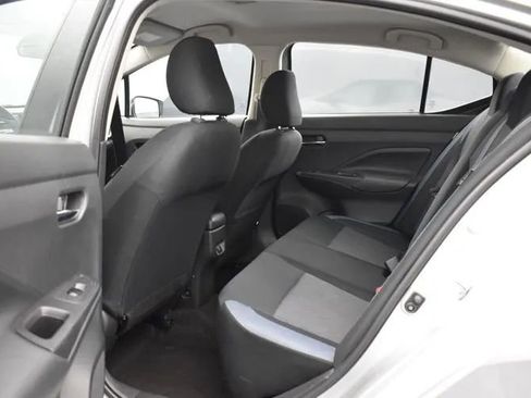 Used 2023 Nissan Versa SV FWD image 15