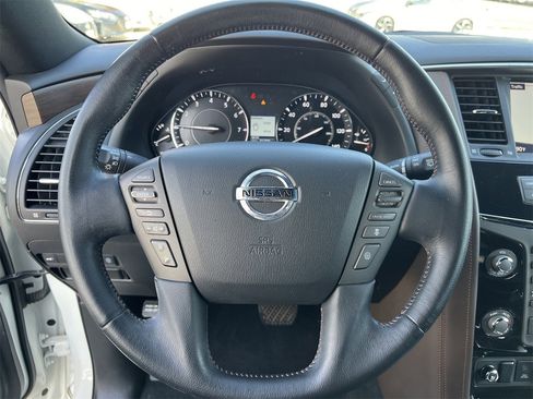 Certified 2020 Nissan Armada Platinum w/ Platinum Reserve Package image 10