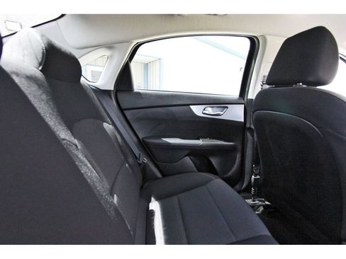 Used 2023 Kia Forte LX FWD image 13