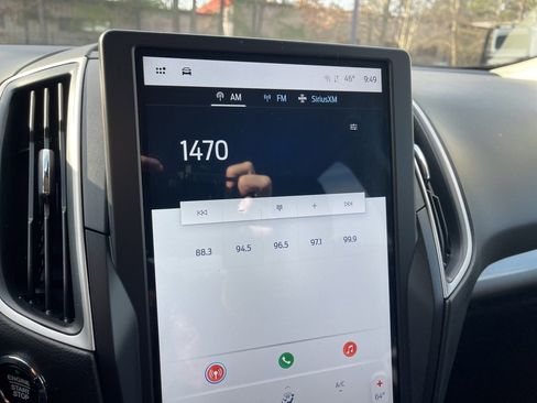 Used 2024 Ford Edge SEL image 10