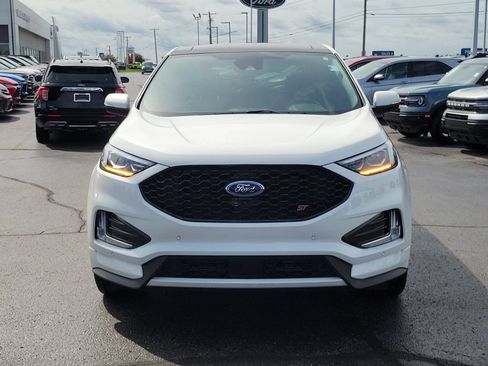 Certified 2022 Ford Edge ST w/ Equipment Group 401A AWD/4WD image 2