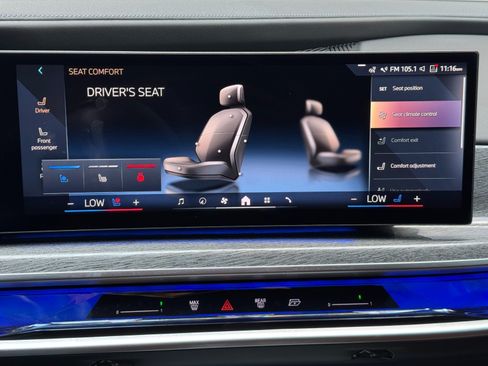 Used 2024 BMW i7 eDrive50 w/ M Sport Package RWD image 31