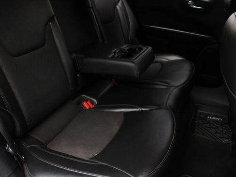 Used 2021 Jeep Compass Latitude AWD/4WD image 20